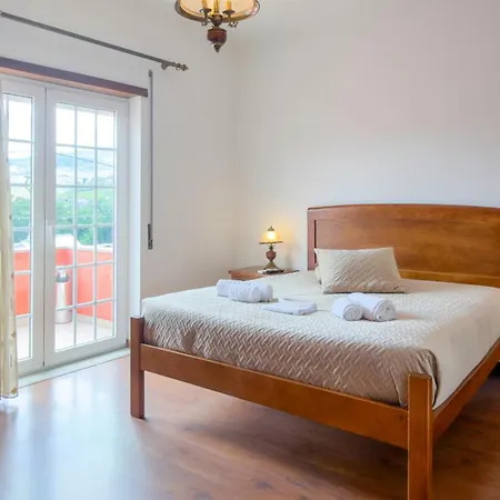 Oliveira Douro House